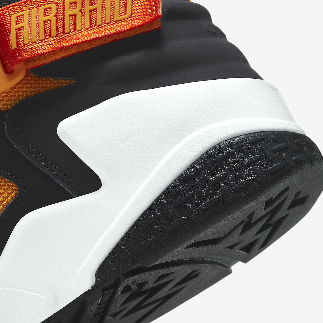 Nike Air Raid “Raygun”