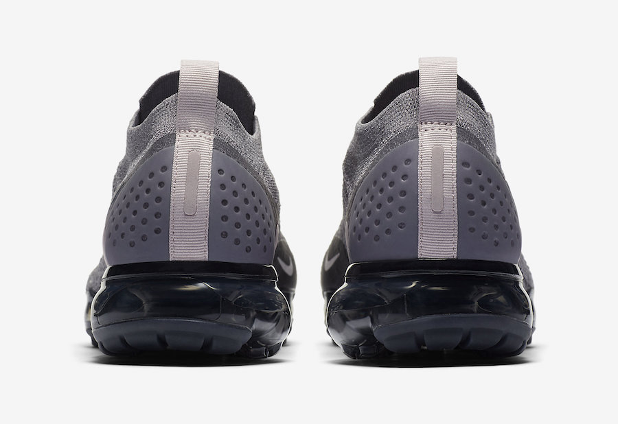 Nike Air VaporMax Moc 2