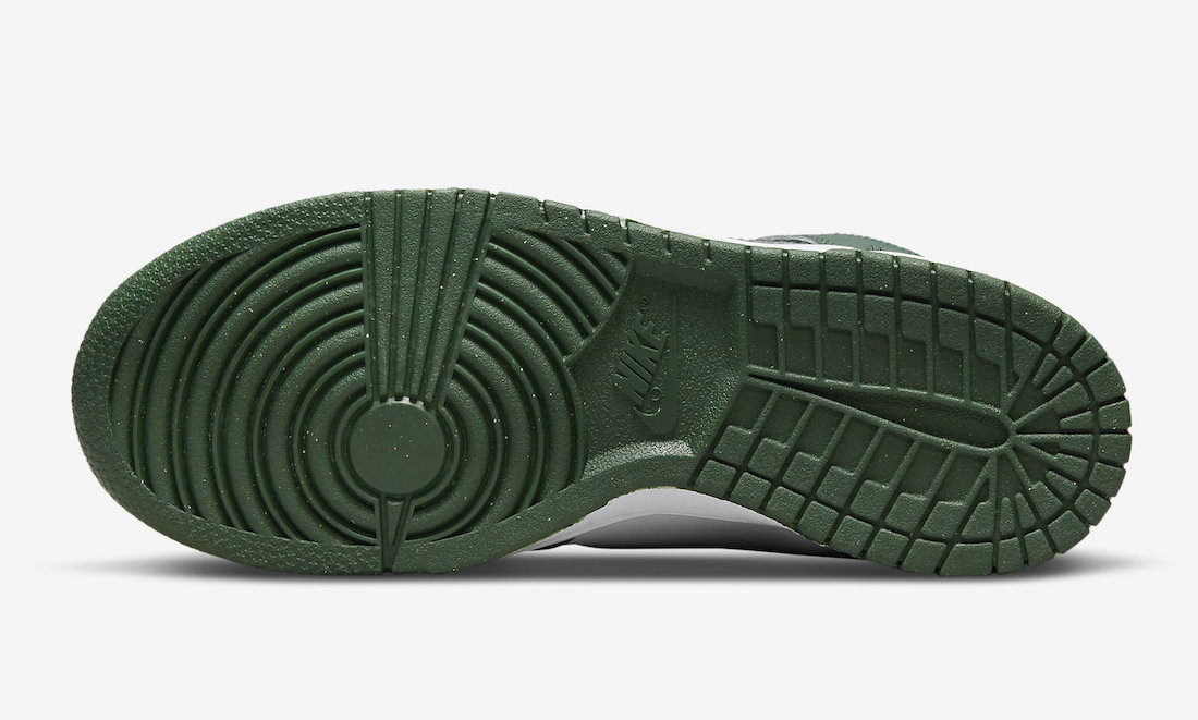 Nike Dunk High “Noble Green”