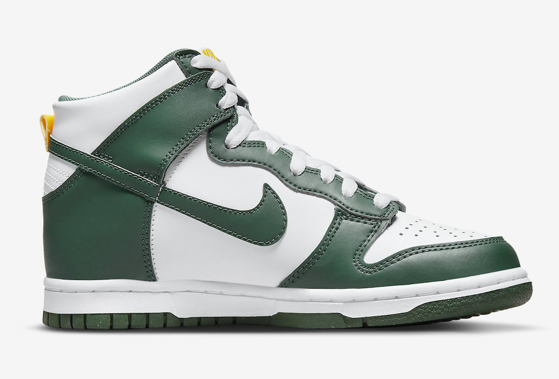 Nike Dunk High “Noble Green”