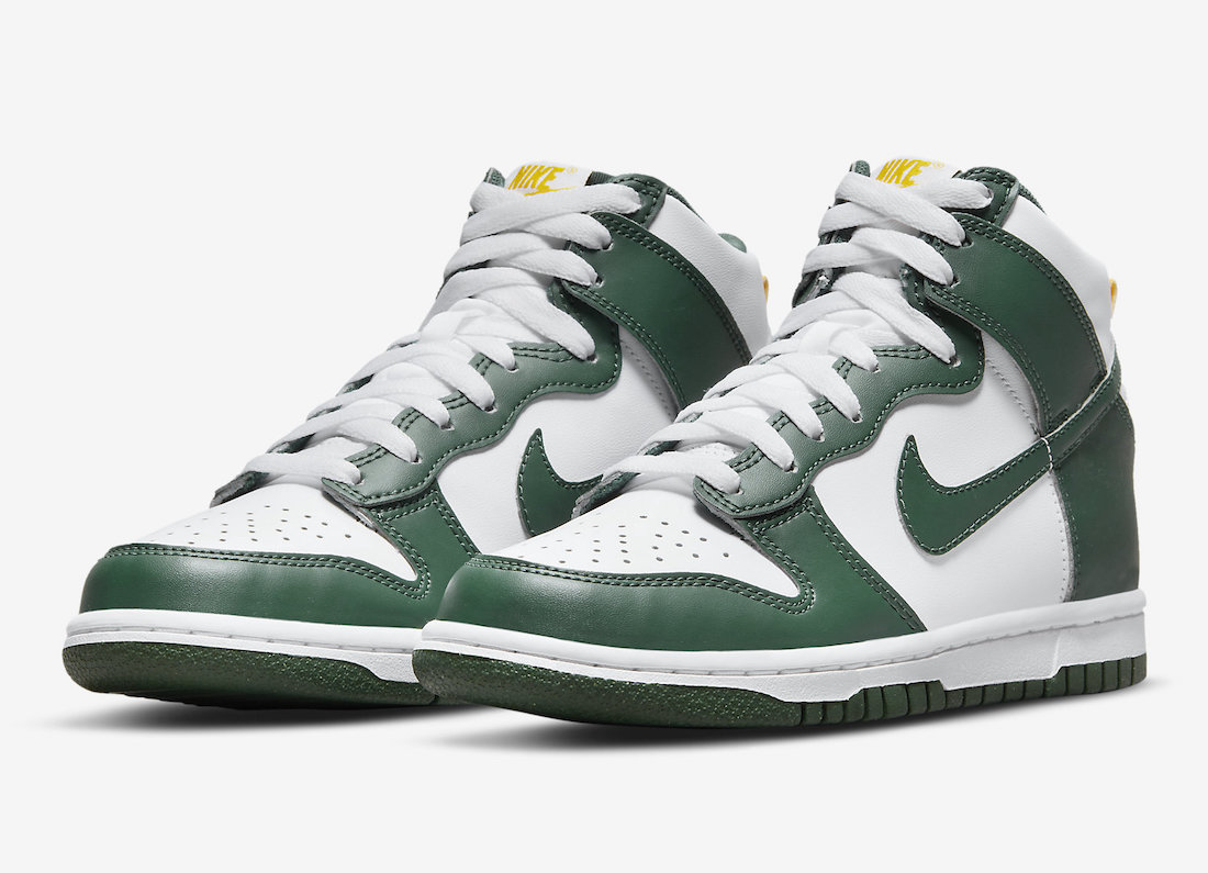Nike Dunk High “Noble Green”
