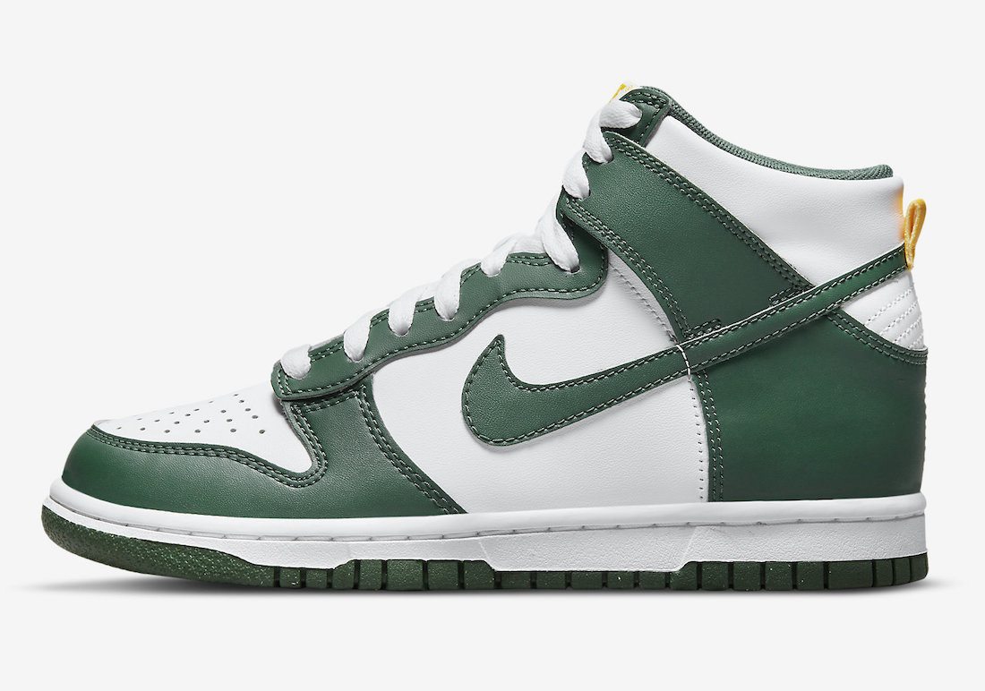 Nike Dunk High “Noble Green”