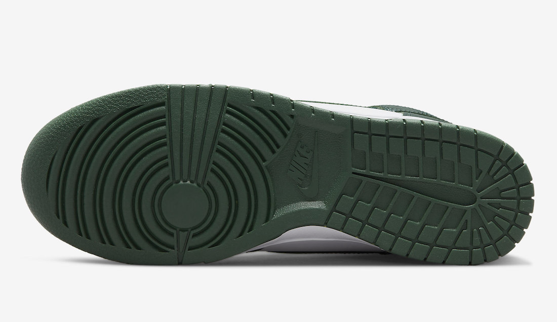 Nike Dunk High “Noble Green”