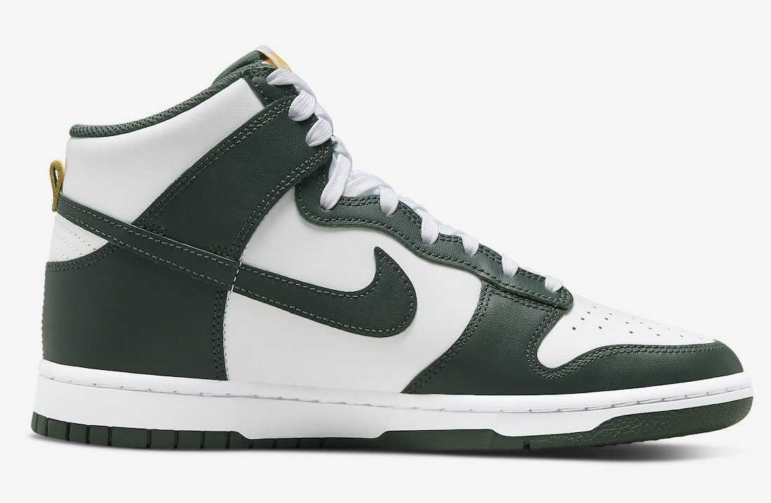 Nike Dunk High “Noble Green”