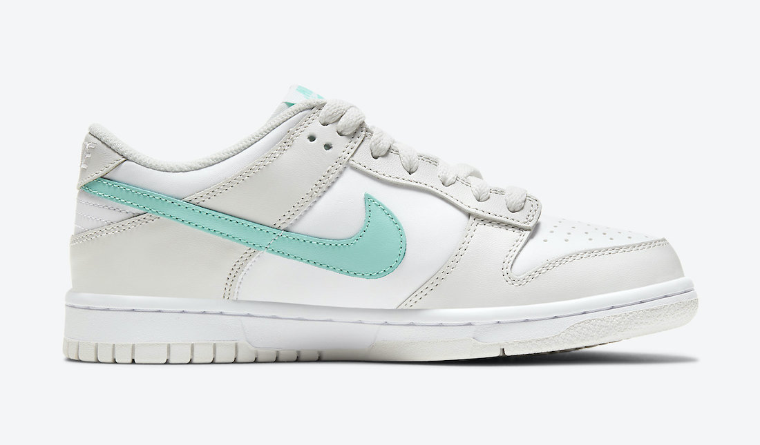 Nike Dunk Low GS “Tropical Twist”