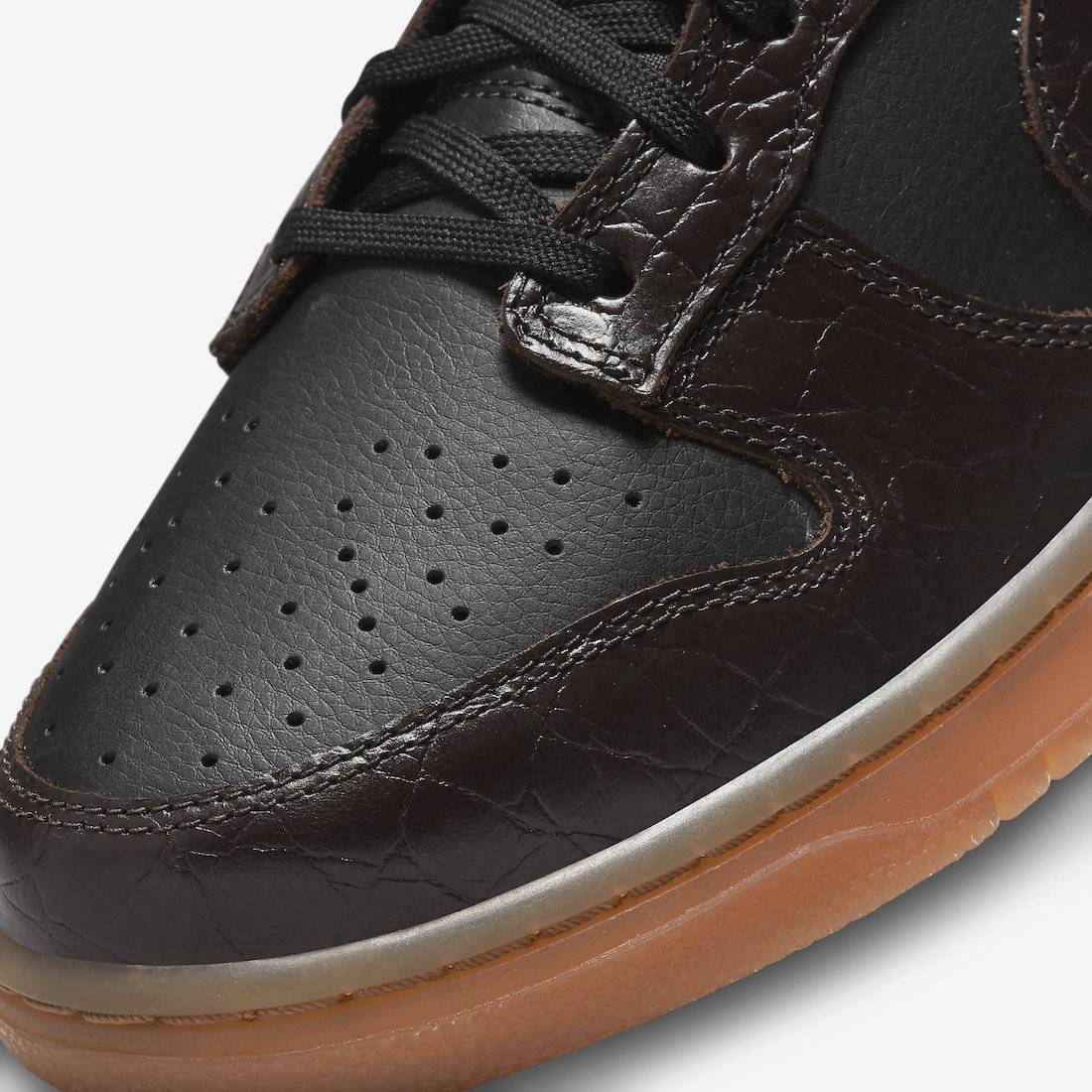 Nike Dunk Low “Velvet Brown and Black”