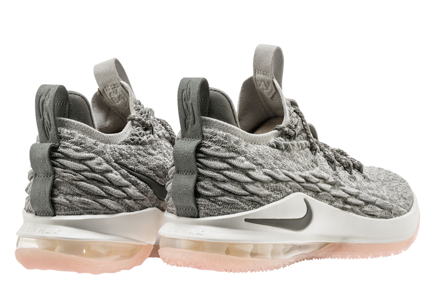 Nike LeBron 15 Low