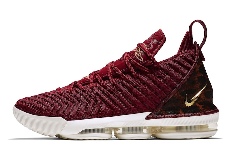 Nike LeBron 16 “King”