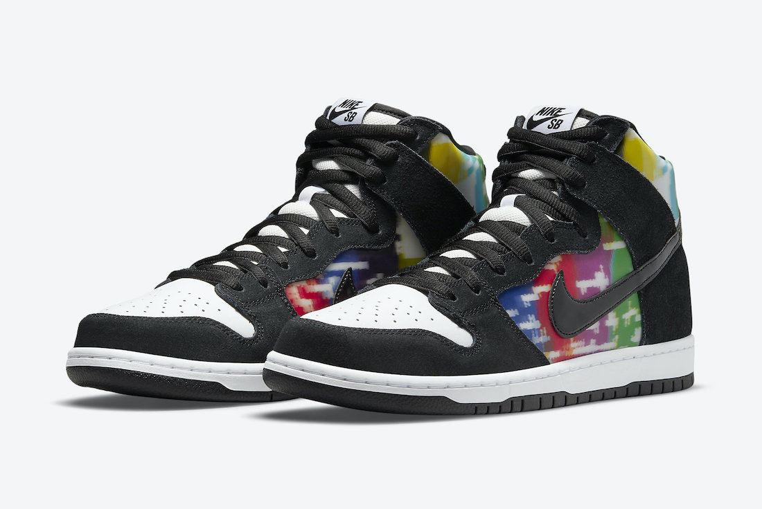 Nike SB Dunk High “TV Signal”