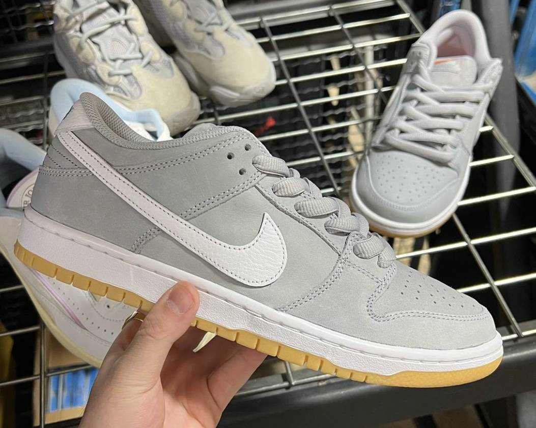 Nike SB Dunk Low “Grey Gum”