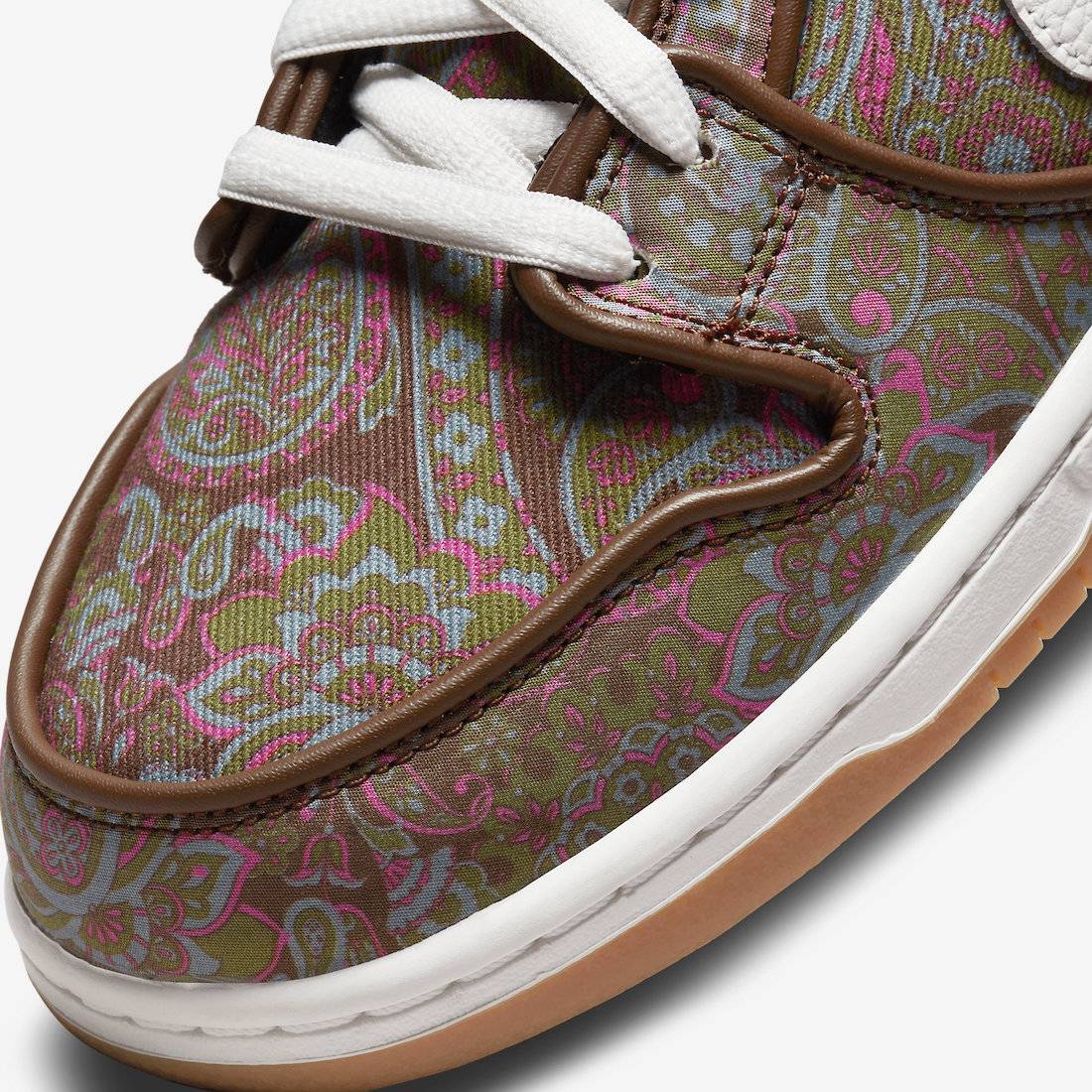 Nike SB Dunk Low “Paisley”