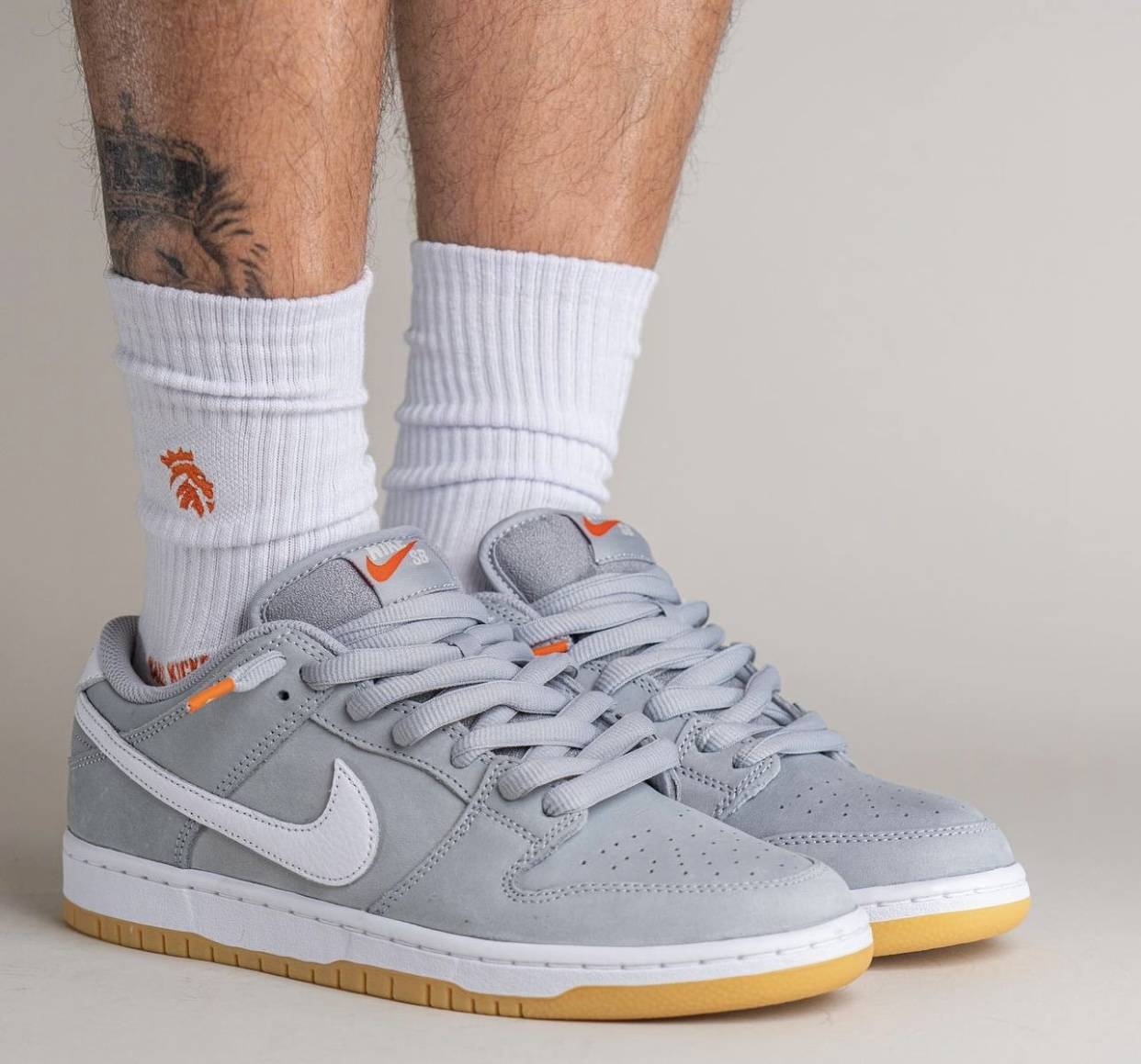 Nike SB Dunk Low “Grey Gum”