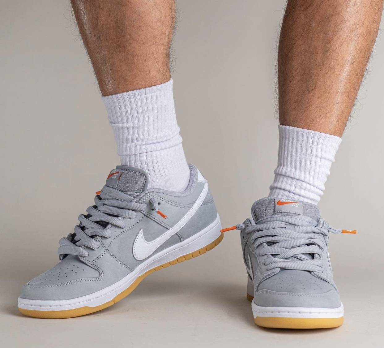Nike SB Dunk Low “Grey Gum”