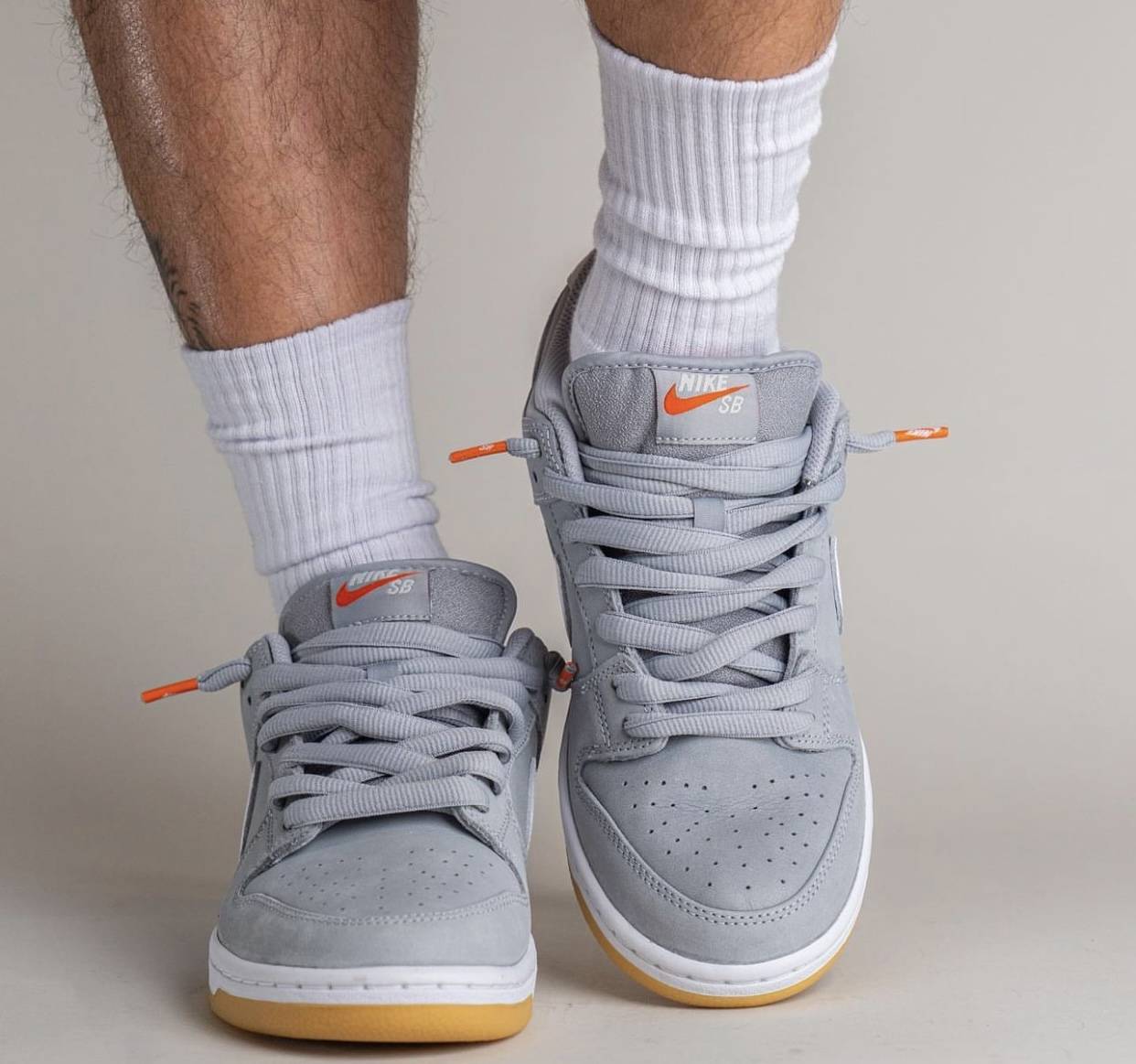 Nike SB Dunk Low “Grey Gum”