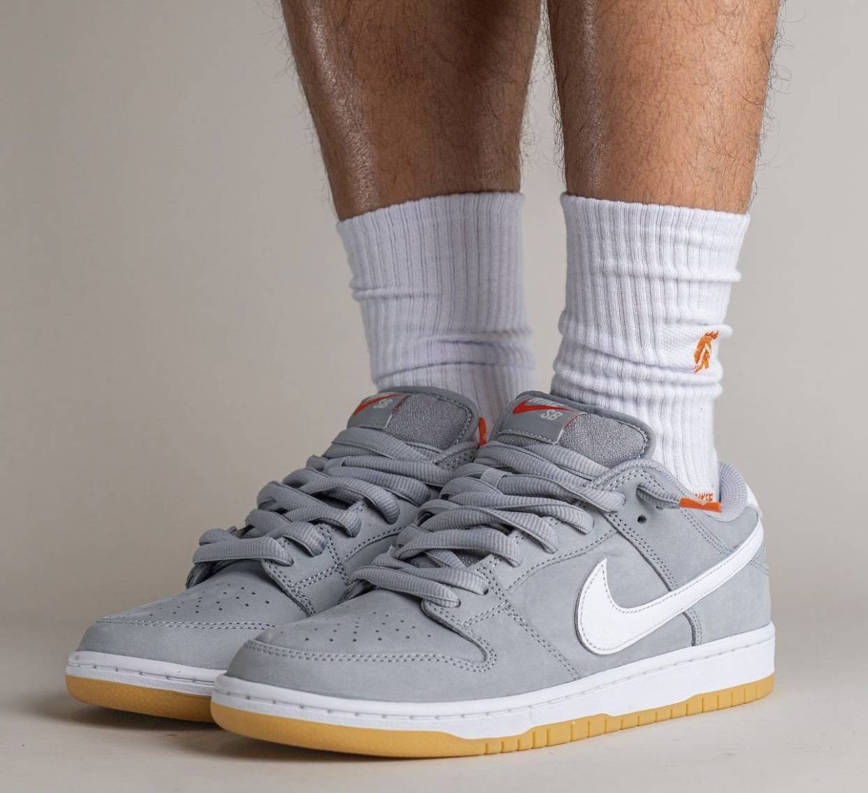 Nike SB Dunk Low “Grey Gum”