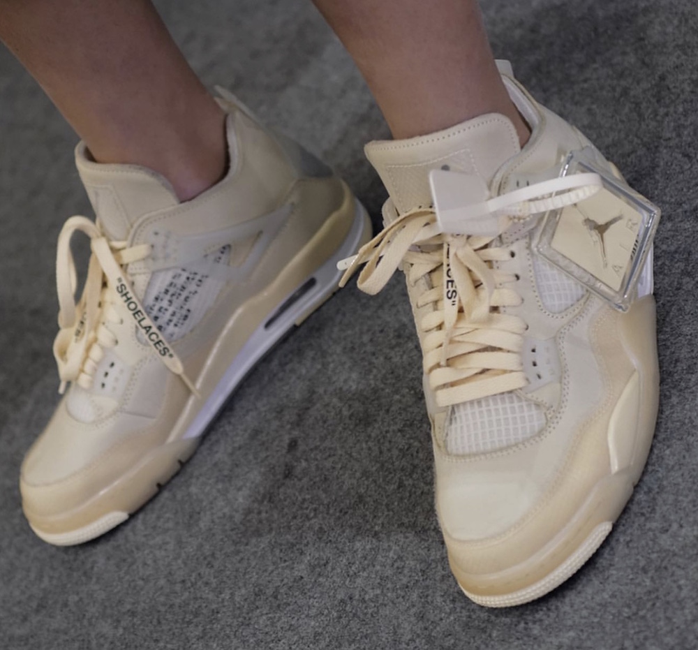 Off-White x Air Jordan 4 SP WMNS
