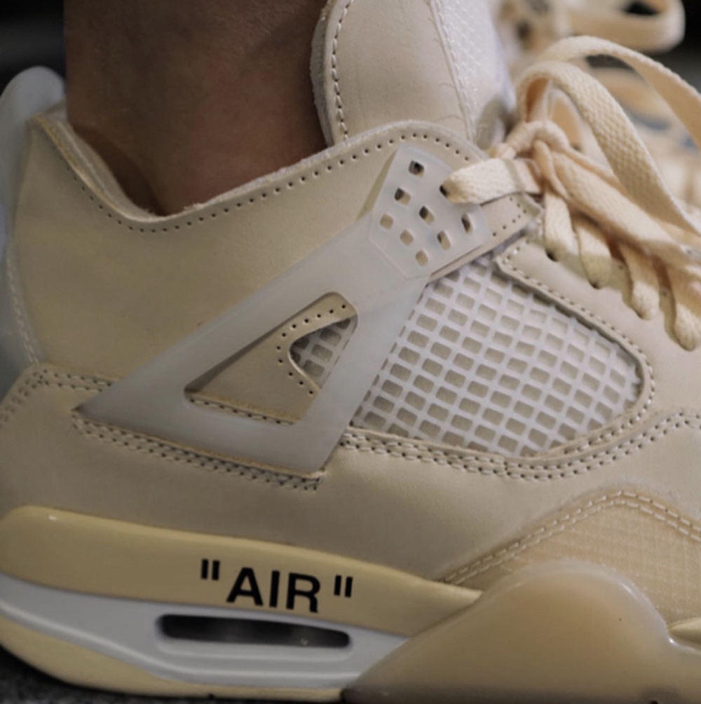 Off-White x Air Jordan 4 SP WMNS