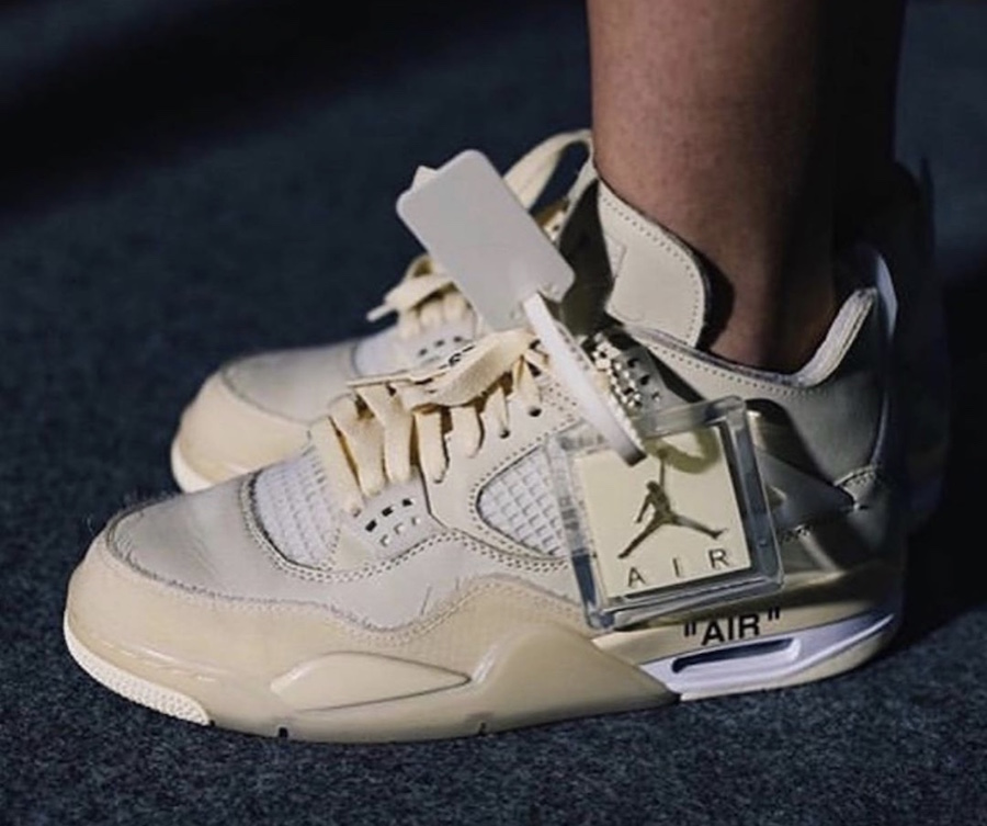 Off-White x Air Jordan 4 SP WMNS