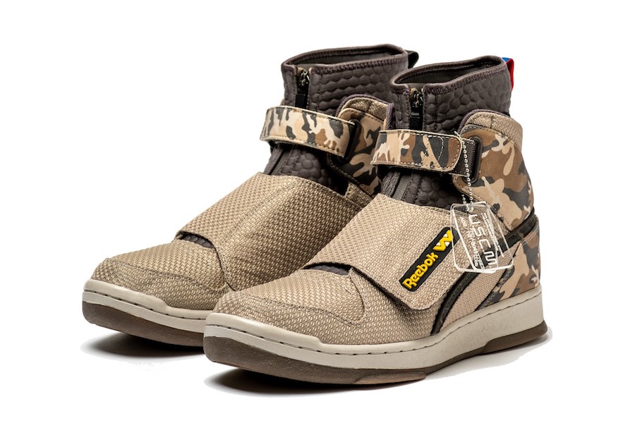 Reebok Alien U.S.C.M. Bug Stomper