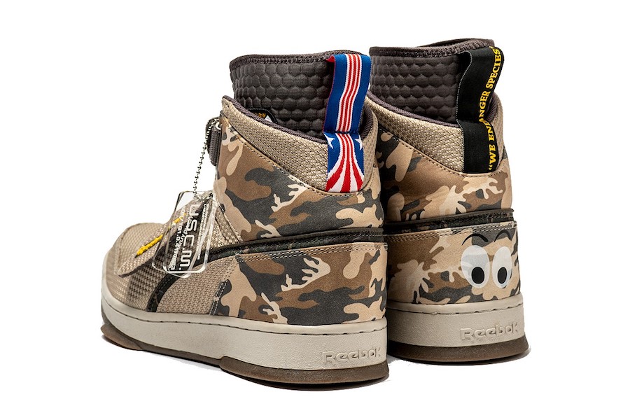 Reebok Alien U.S.C.M. Bug Stomper