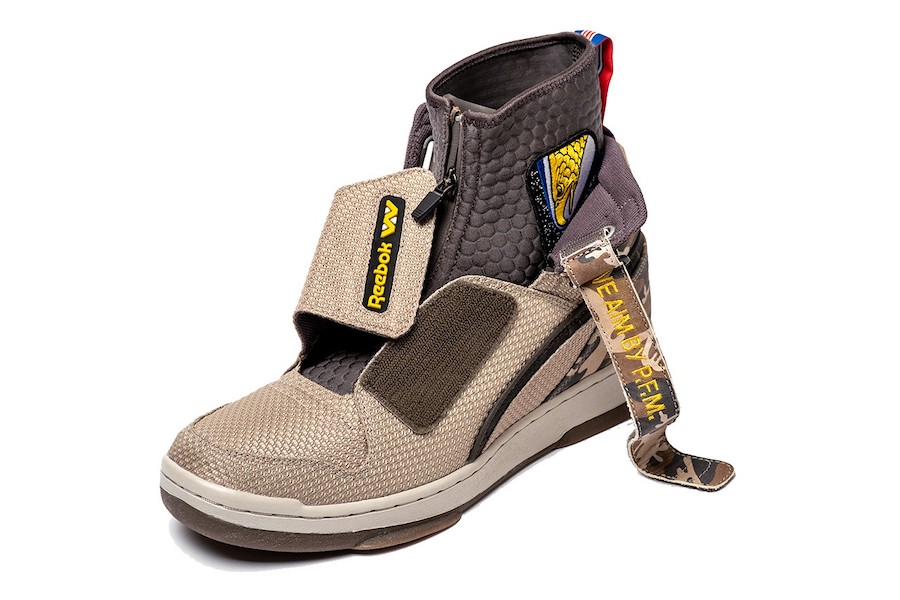 Reebok Alien U.S.C.M. Bug Stomper