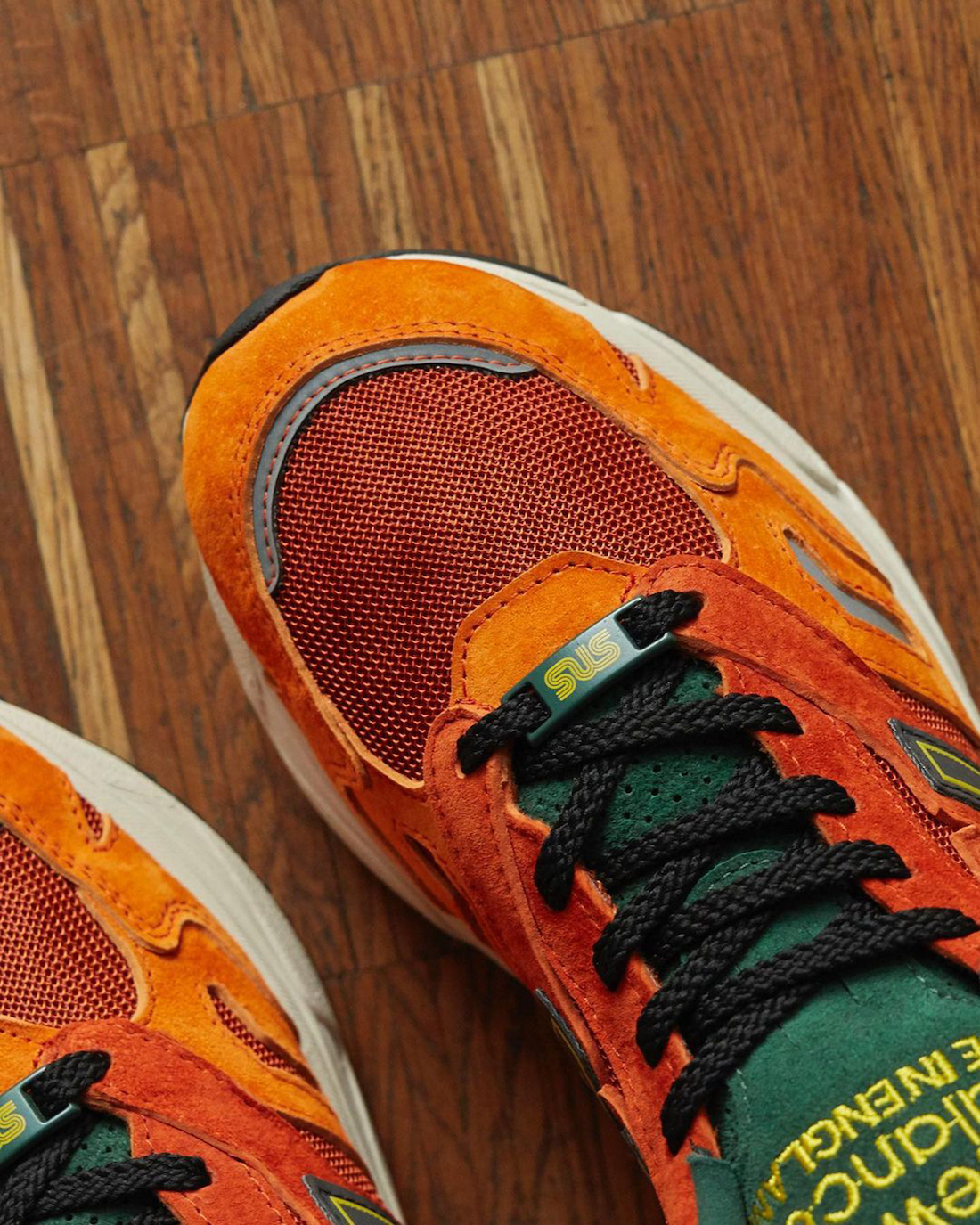 SNS x New Balance 920