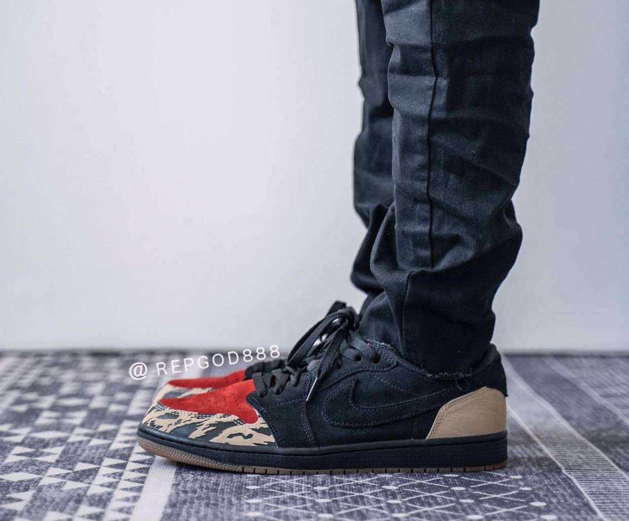 SoleFly x Air Jordan 1 Low “Carnivore”