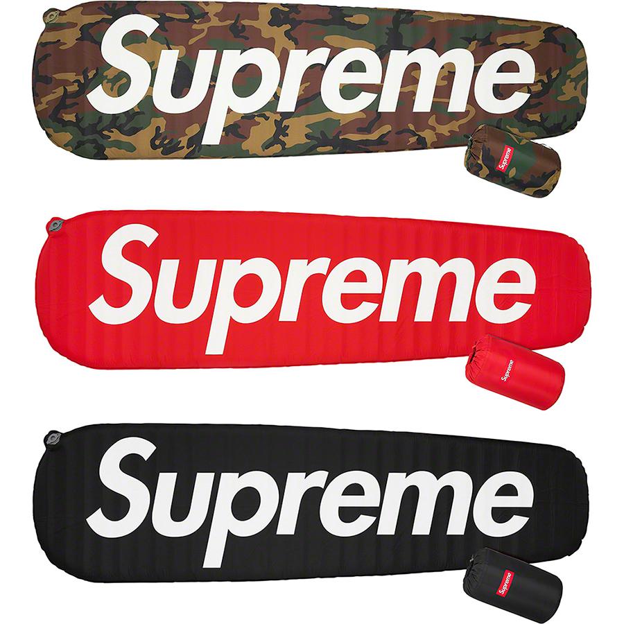 Supreme®/Sea to Summit Self Inflating Sleeping Mat