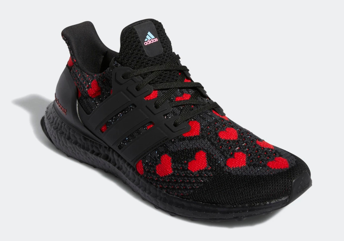 adidas Ultra Boost 5.0 DNA “Valentine’s Day”