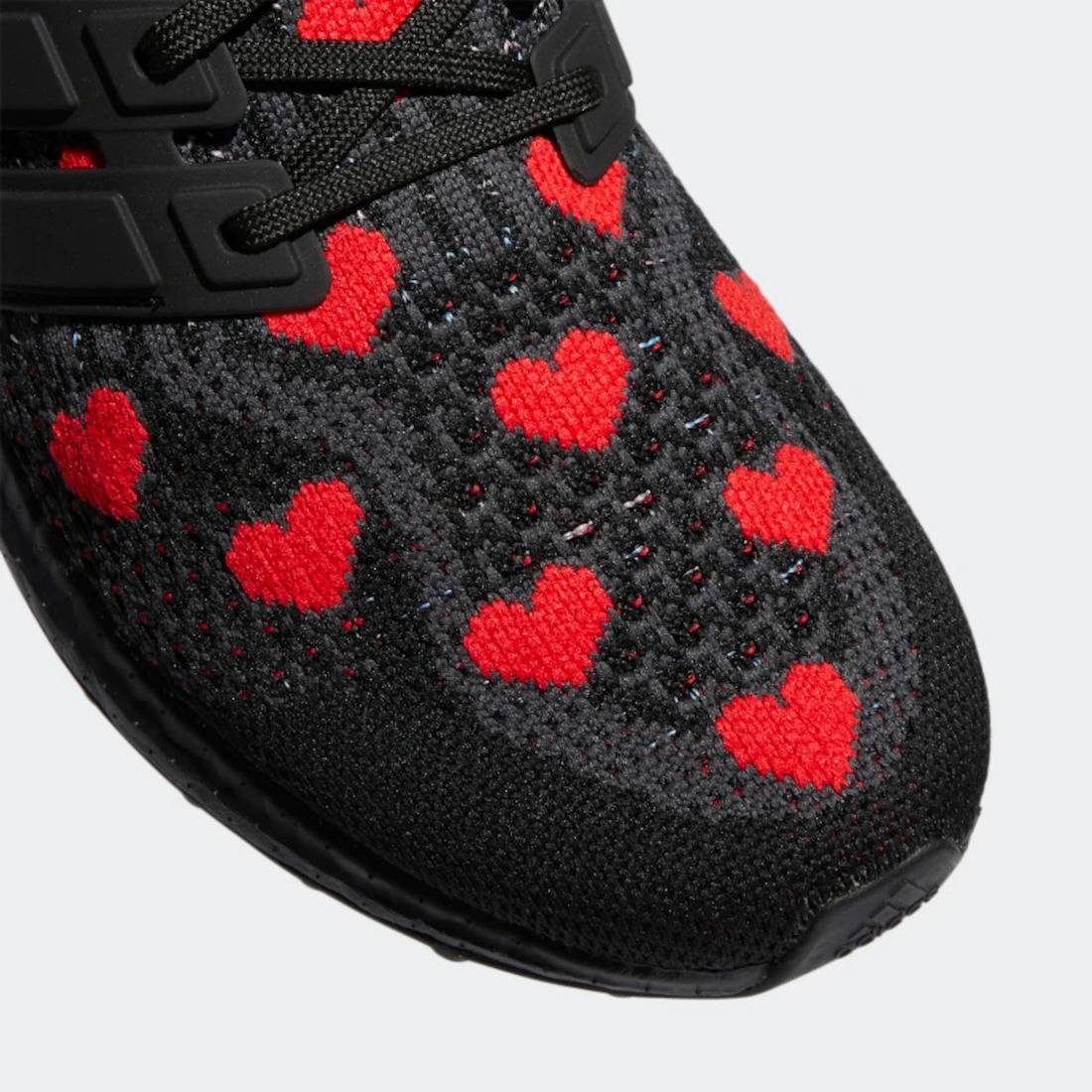 adidas Ultra Boost 5.0 DNA “Valentine’s Day”