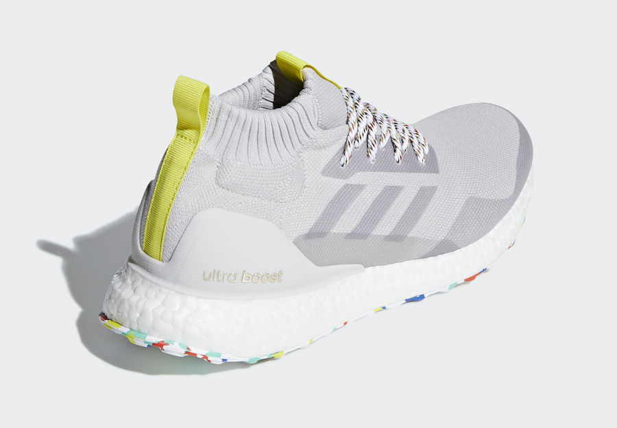 adidas Ultra Boost Mid