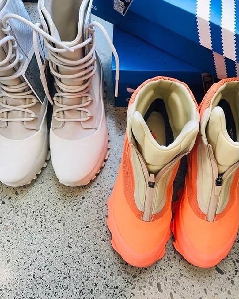 Yeezy 1050