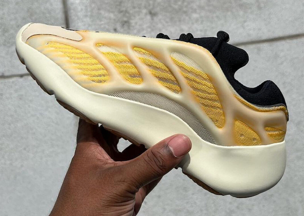 adidas Yeezy 700 V3 “Mono Safflower”