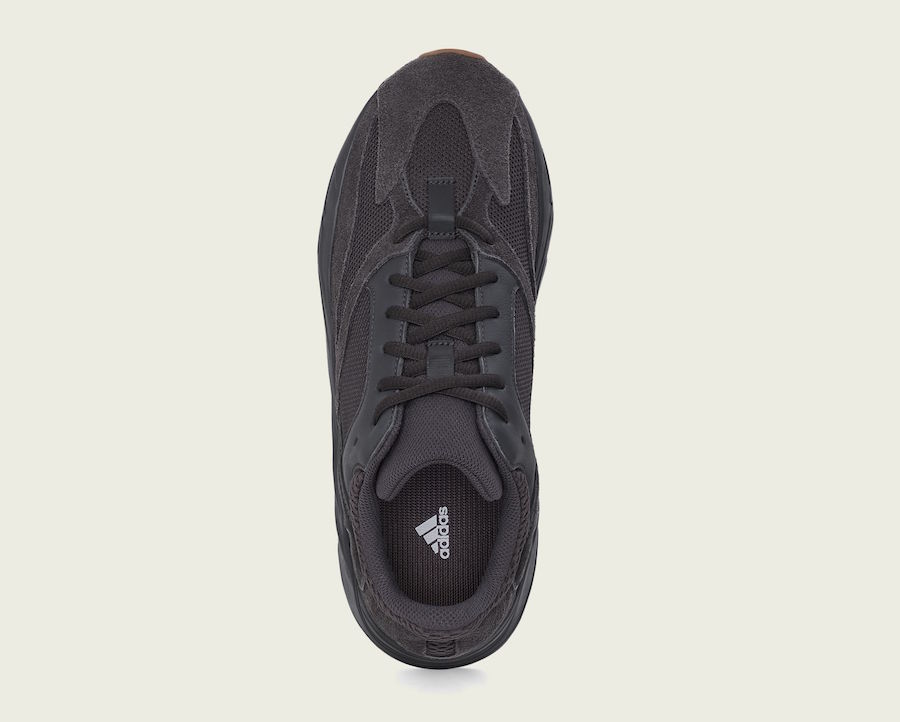 adidas Yeezy Boost 700