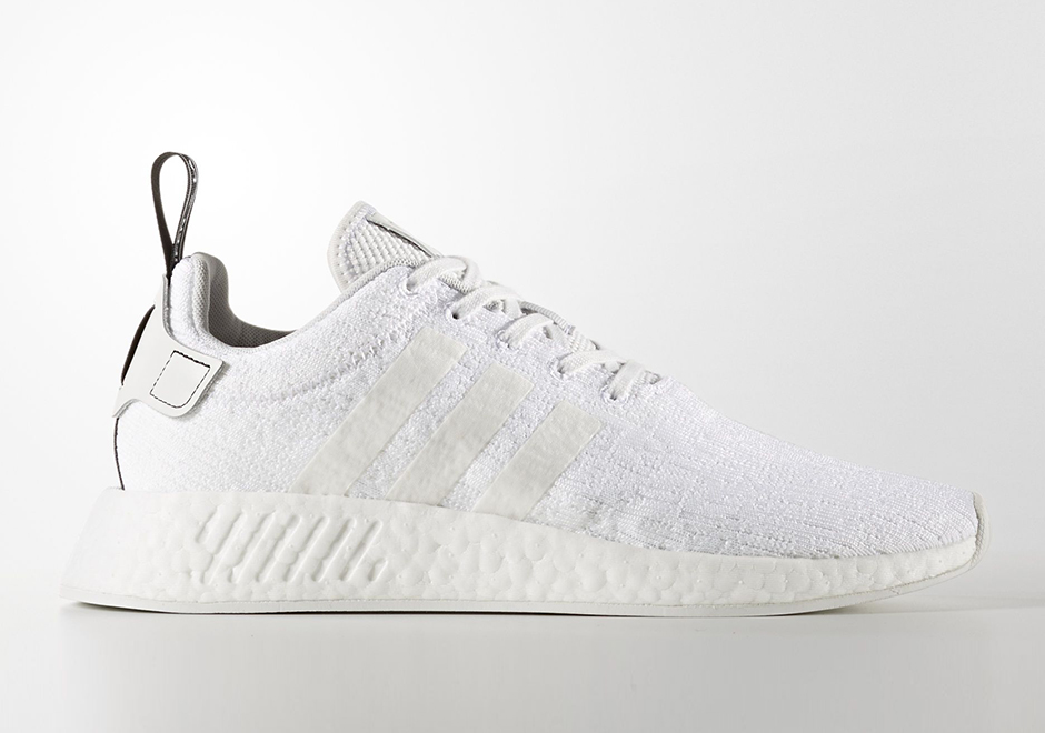 adidas NMD R2