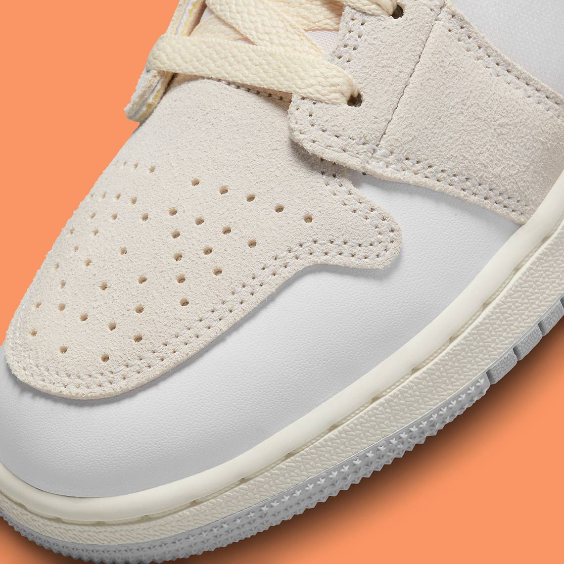Air Jordan 1 Mid