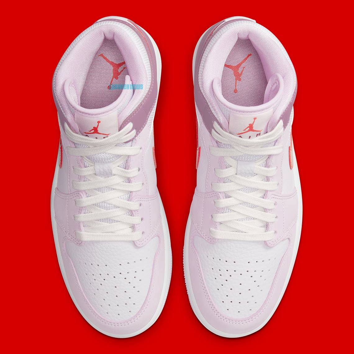 Air Jordan 1 Mid