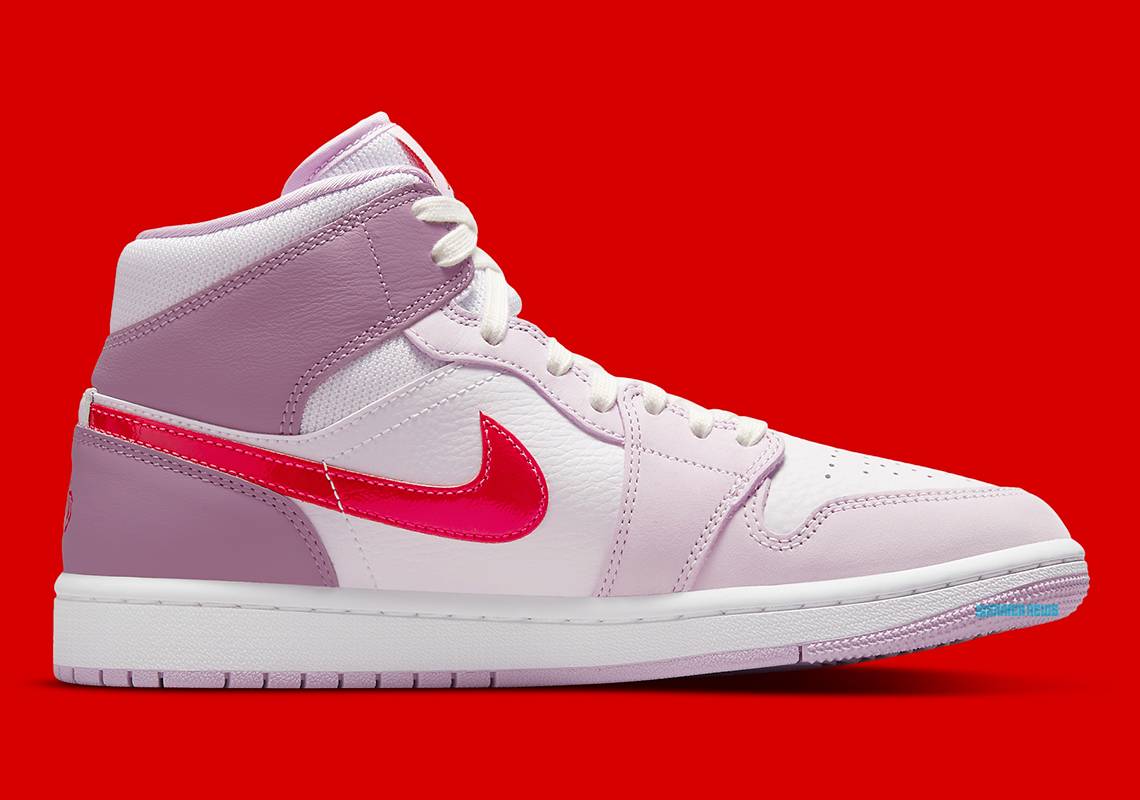 Air Jordan 1 Mid