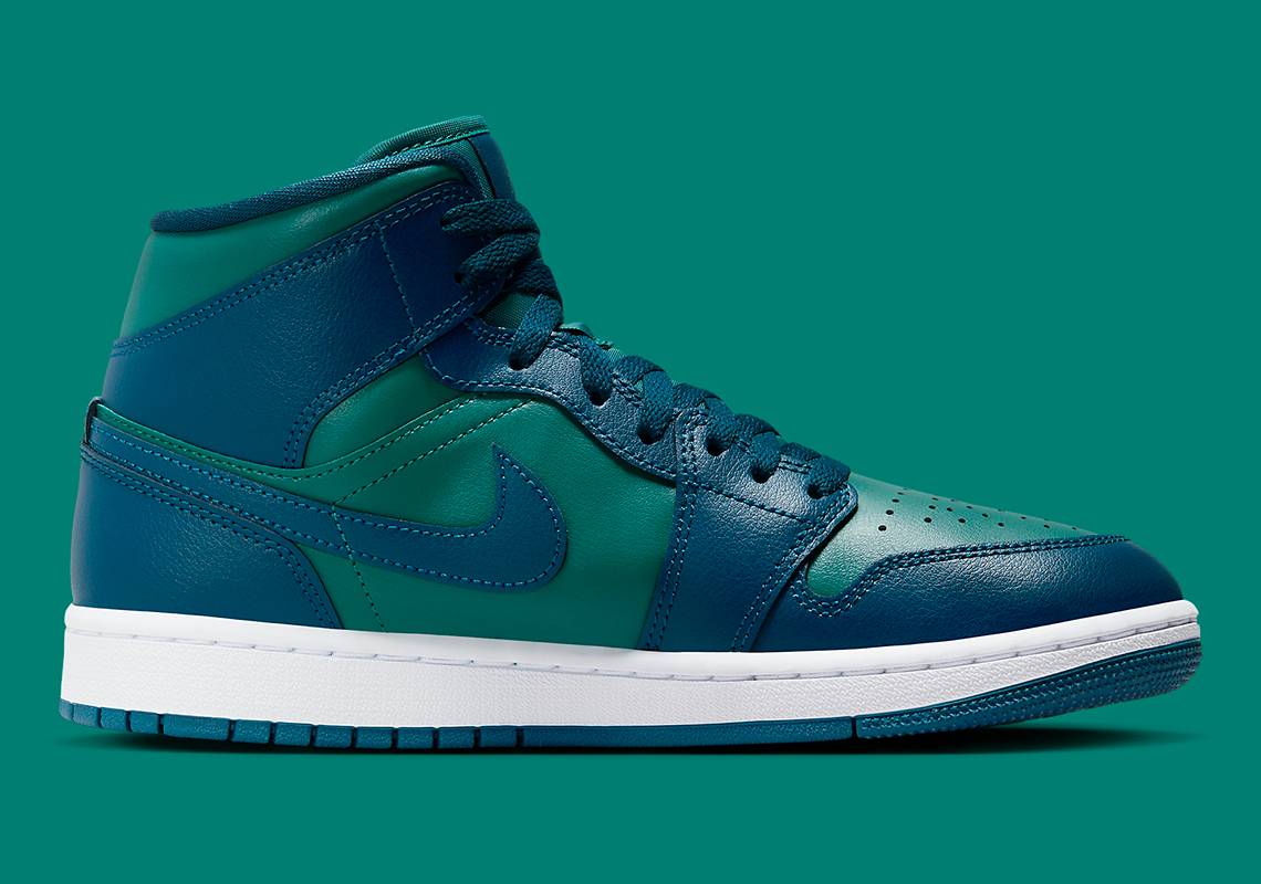 Air Jordan 1 Mid