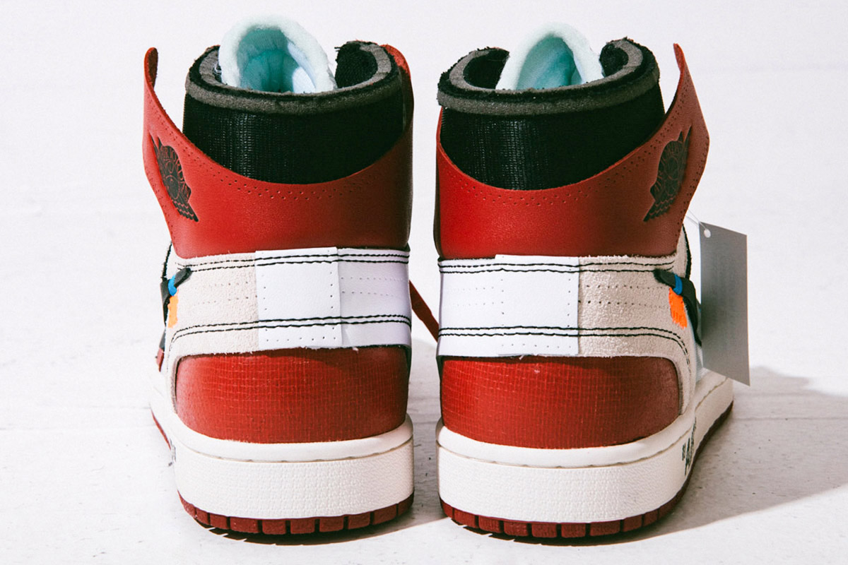 OFF-WHITE x Air Jordan 1 Retro High OG 10X