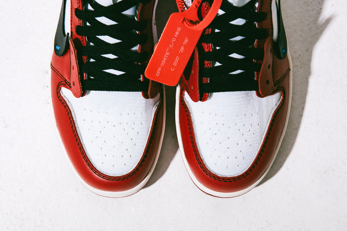 OFF-WHITE x Air Jordan 1 Retro High OG 10X