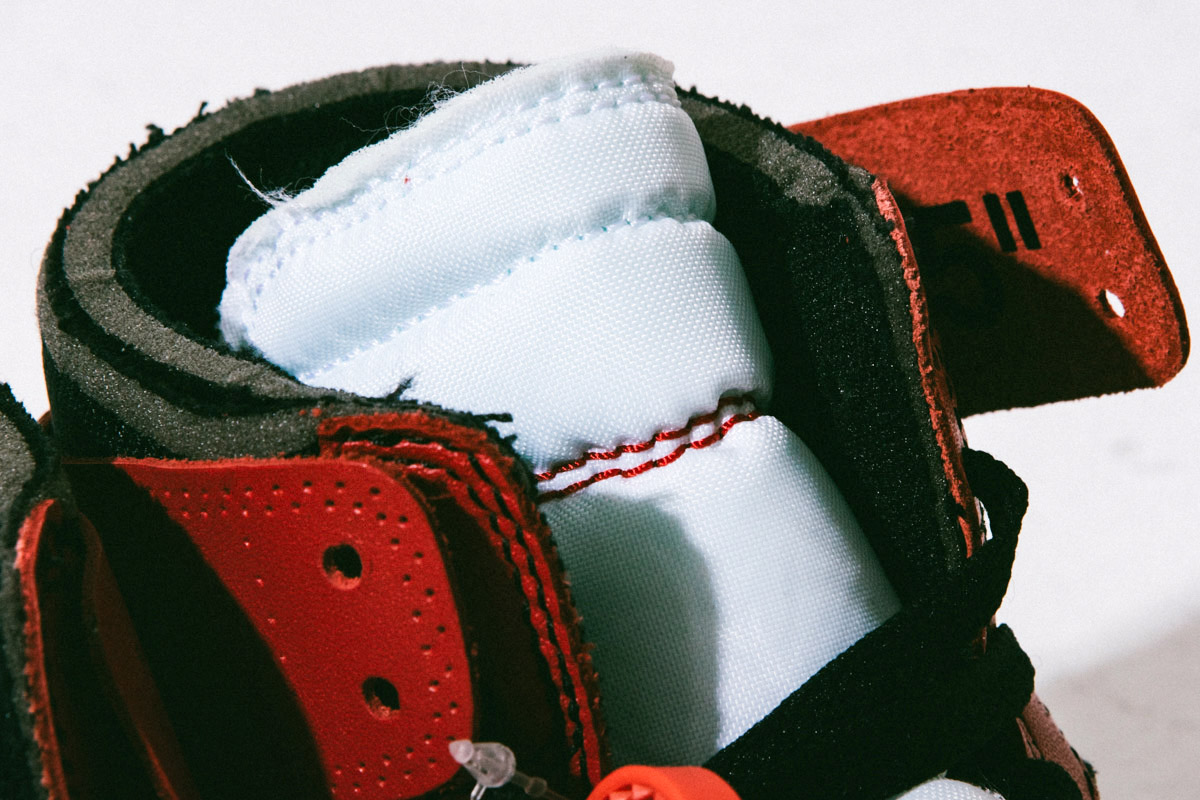 OFF-WHITE x Air Jordan 1 Retro High OG 10X