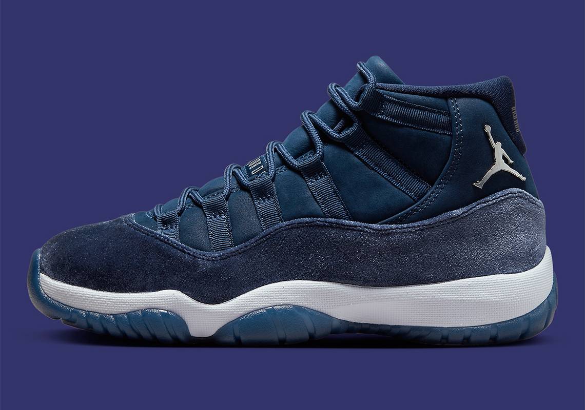 Air Jordan 11