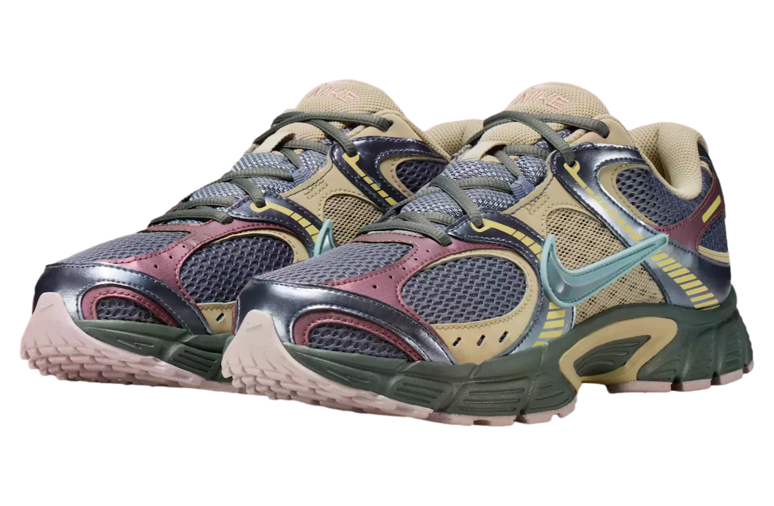 A Ma Maniere x Nike V5 Rnr Light Carbon / Desert Khaki