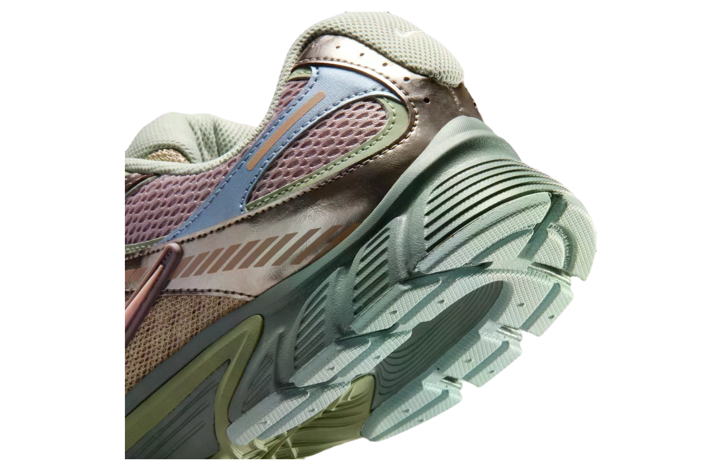 A Ma Maniere x Nike V5 Rnr Light Violet Ore / Jade Horizon