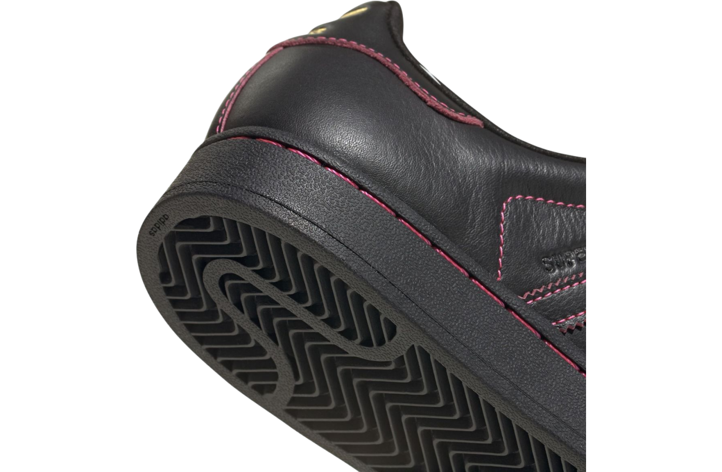 Adidas Superstar Core Black / Gold / Red