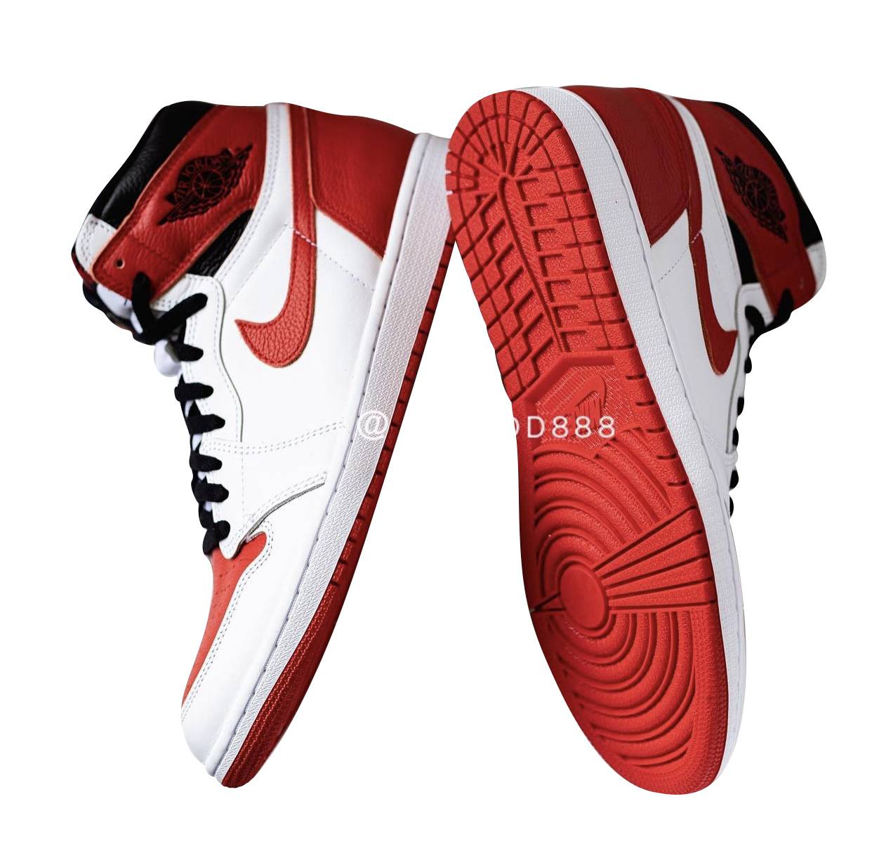 Air Jordan 1 High OG Heritage