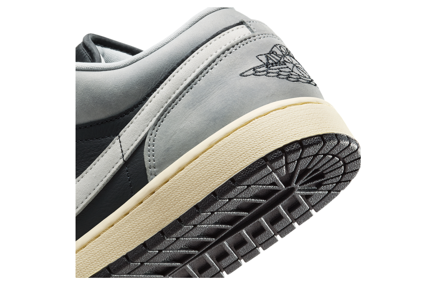 Air Jordan 1 Low Light Smoke Grey / White