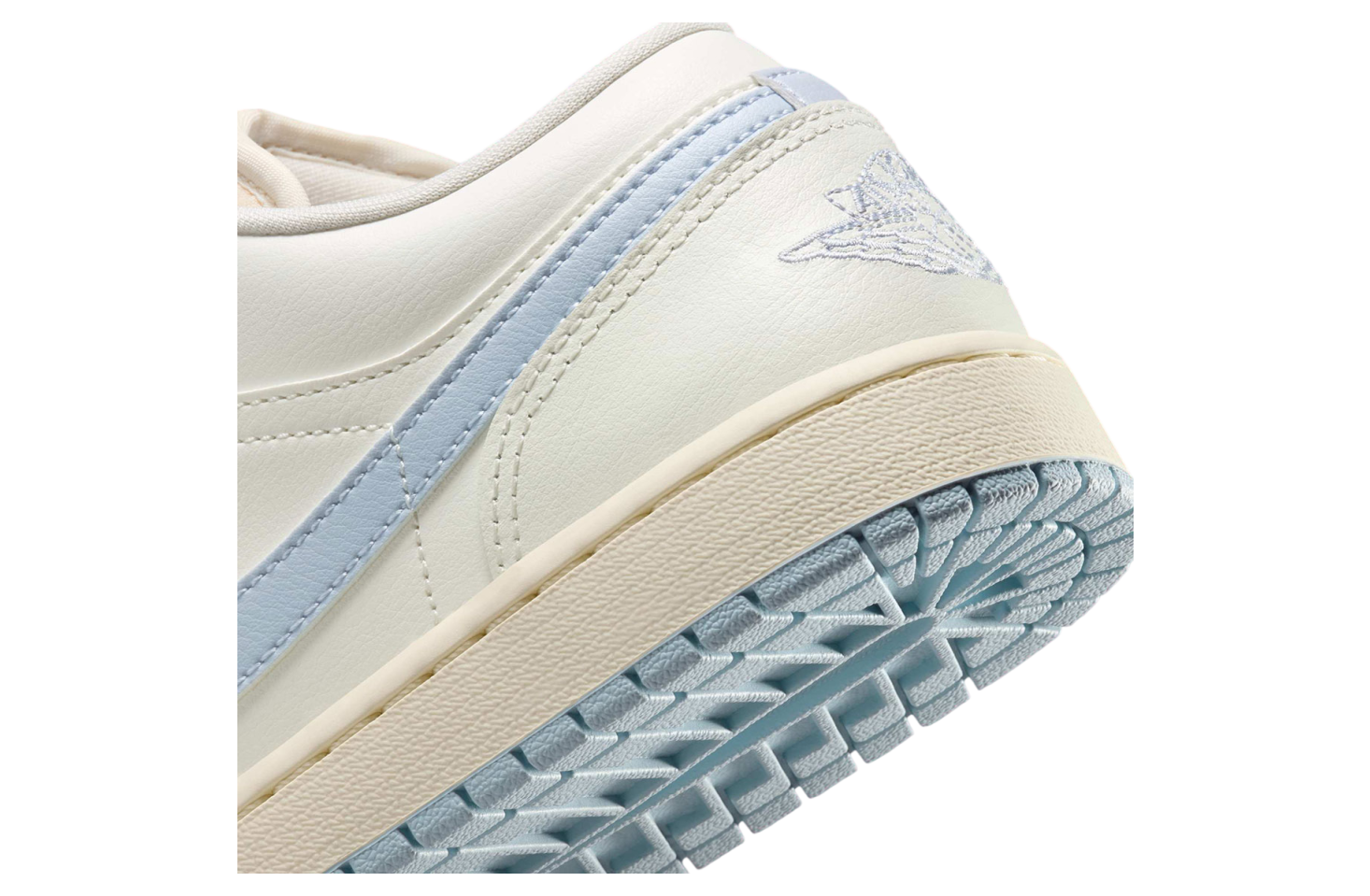 Air Jordan 1 Low WMNS Sail / Ghost