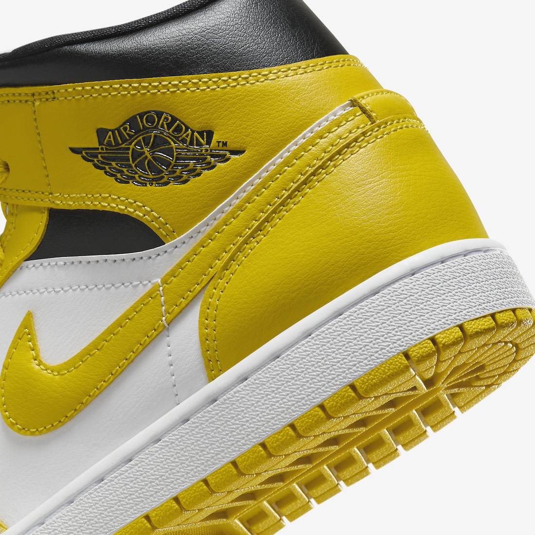 Air Jordan 1 Mid WMNS Vivid Sulfur